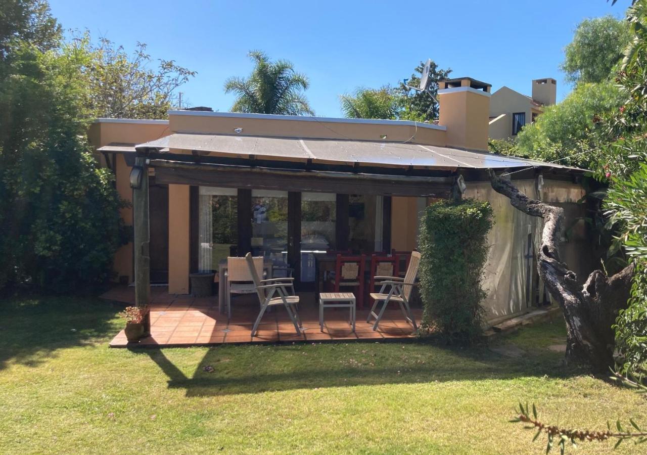 Bungalow In Our Garden Montevideo Exterior photo